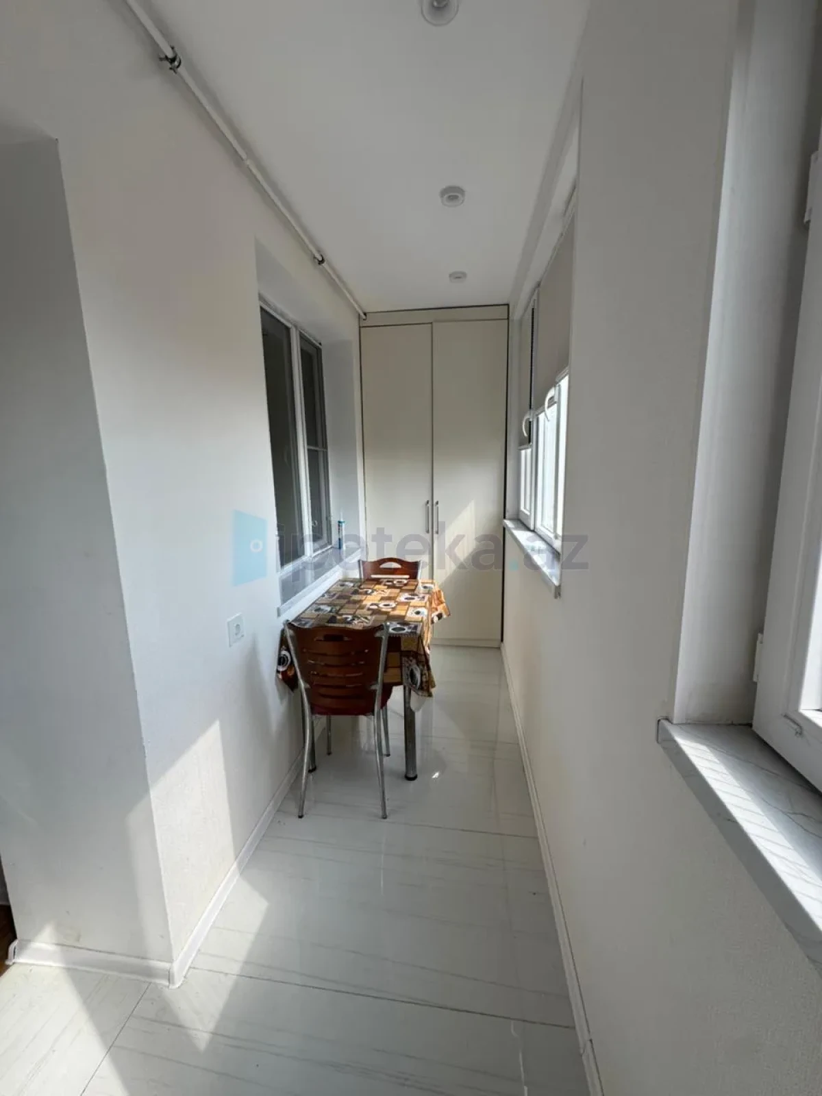 Satılır 3 otaqlı köhnə tikili 68 m²