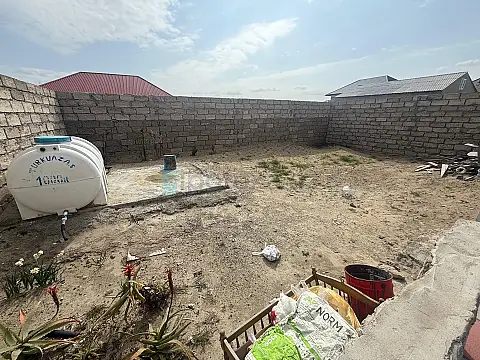 Satılır 2 otaqlı həyət evi 50 m²