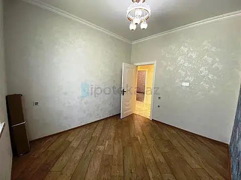 Satılır 4 otaqlı həyət evi 145 m²