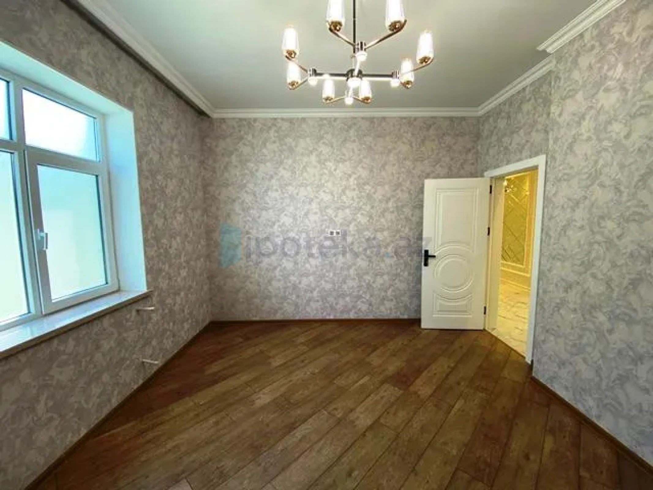 Satılır 4 otaqlı həyət evi 145 m²