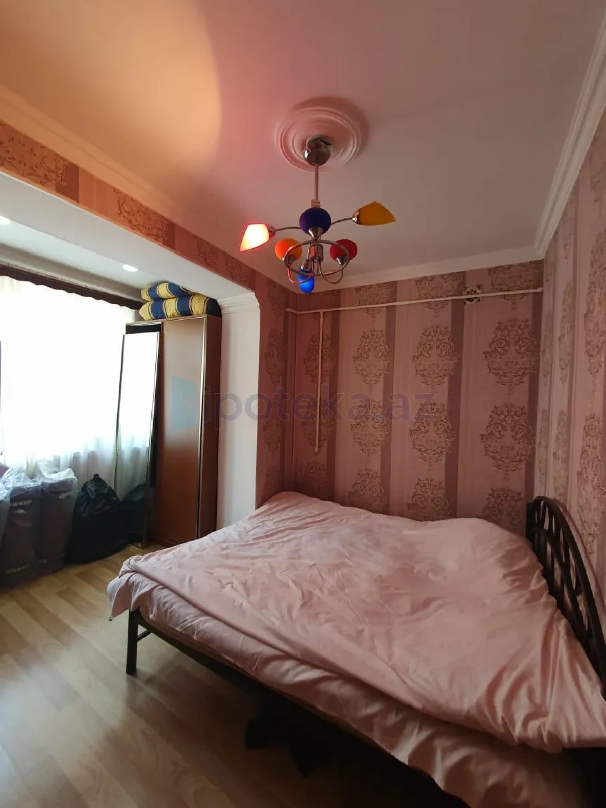 Satılır 2 otaqlı köhnə tikili 40 m²