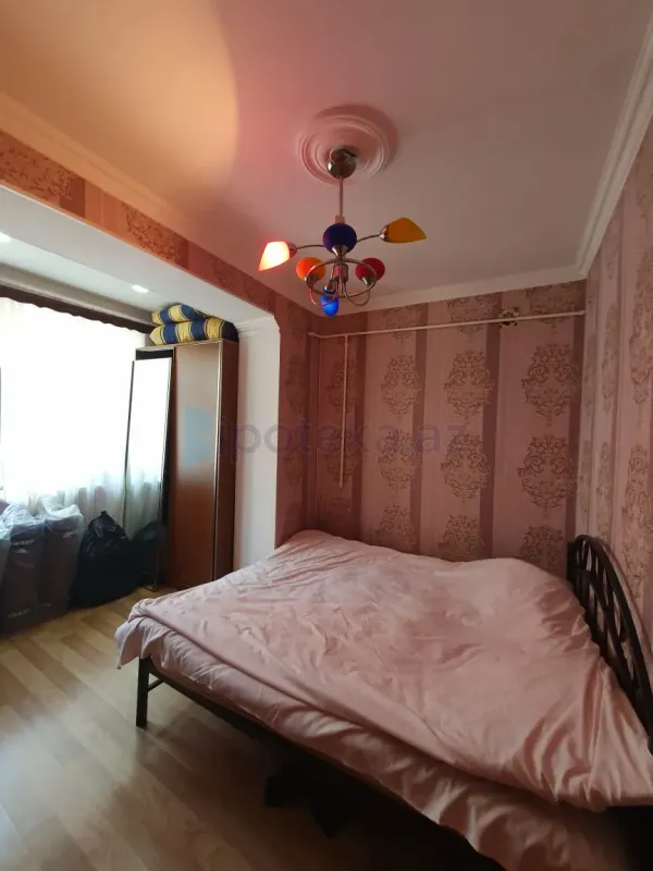 Satılır 2 otaqlı köhnə tikili 40 m²