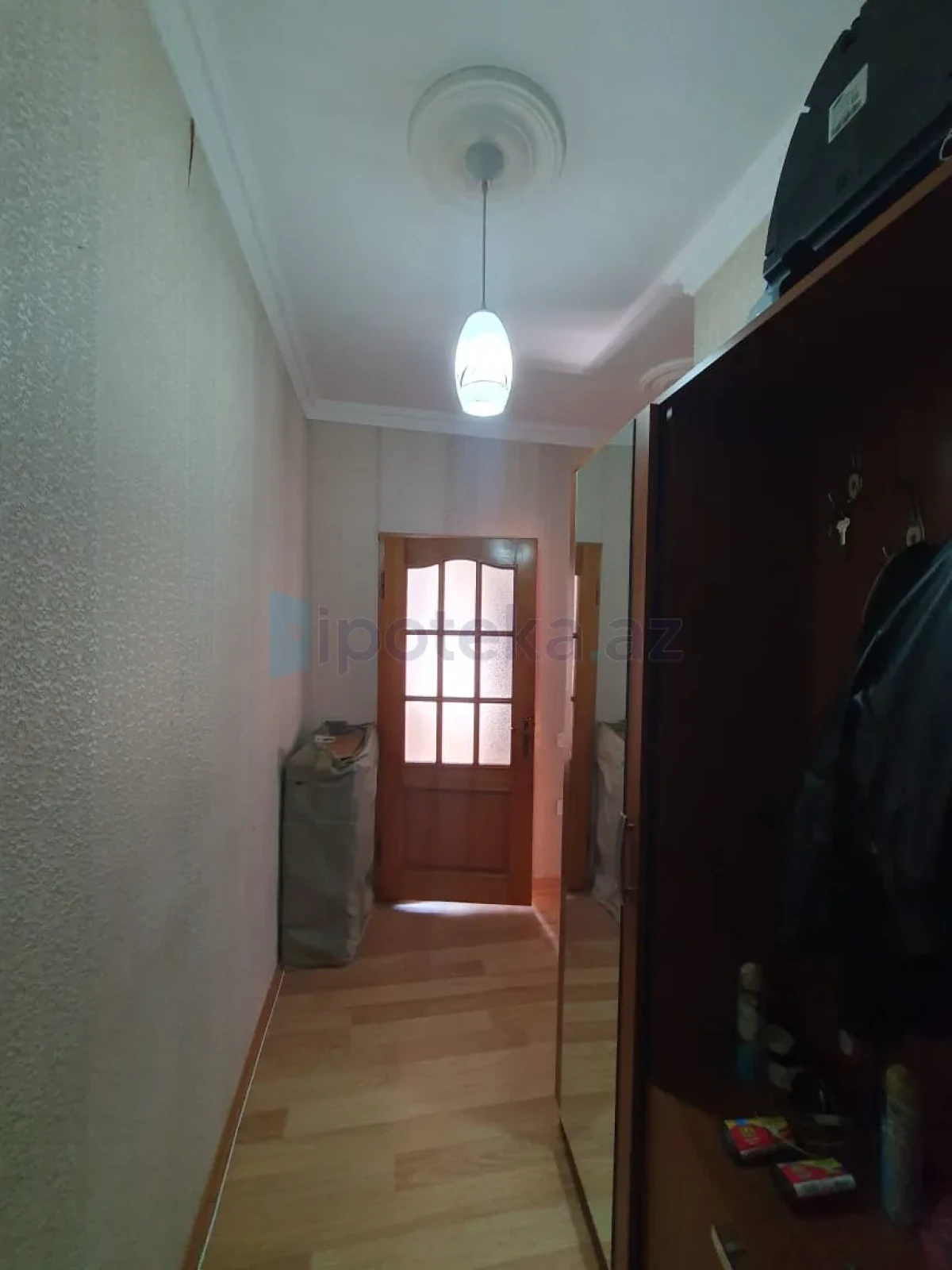 Satılır 2 otaqlı köhnə tikili 40 m²