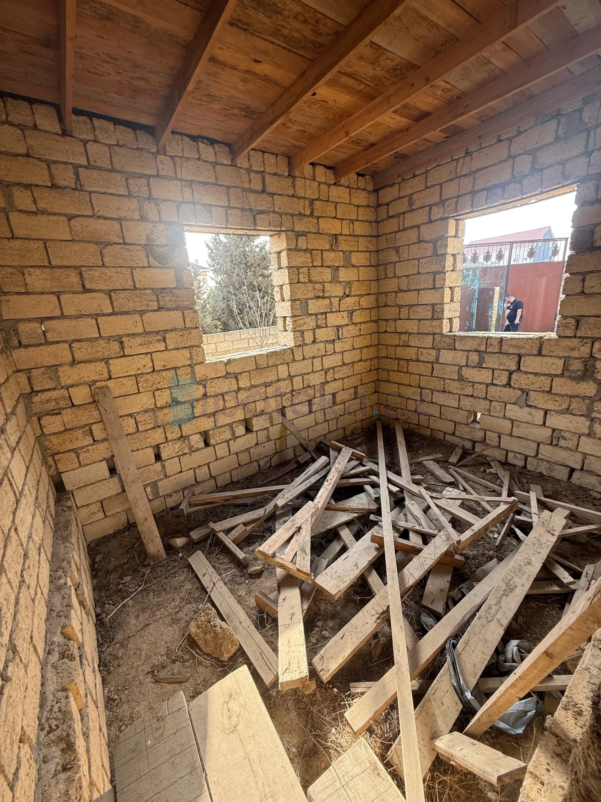 Satılır 2 otaqlı həyət evi 60 m²
