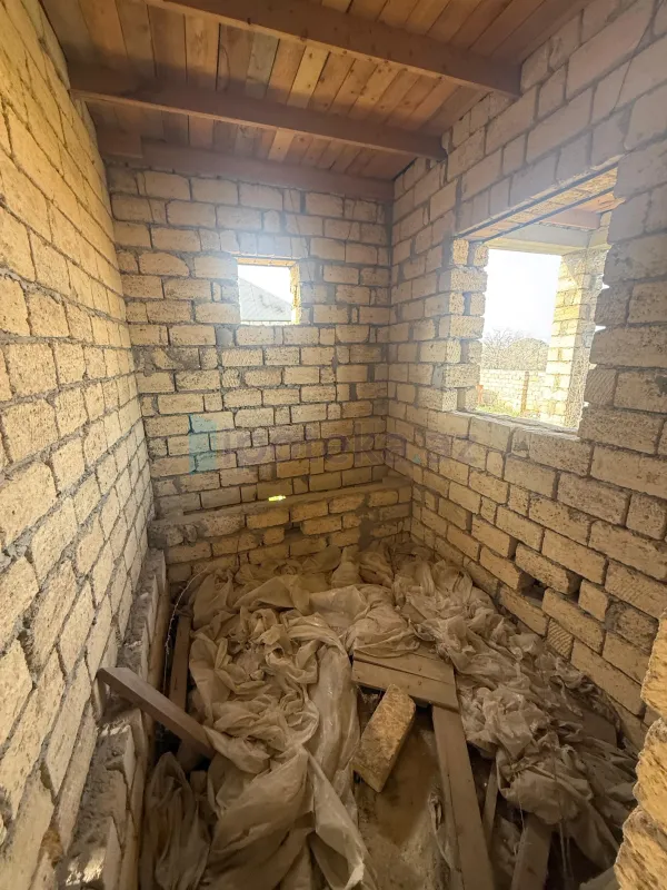 Satılır 2 otaqlı həyət evi 60 m²