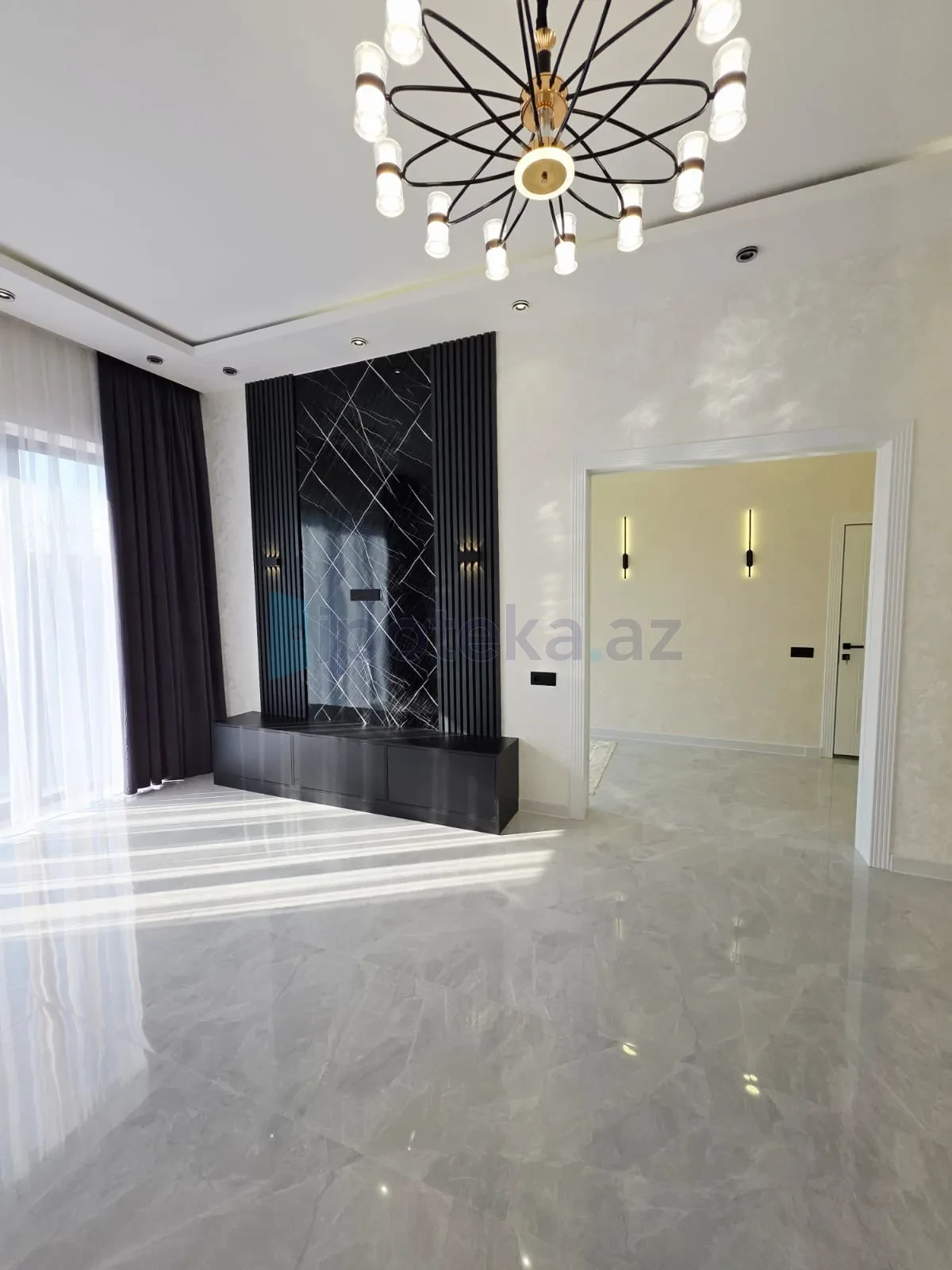 Satılır 4 otaqlı mənzil 155 m²