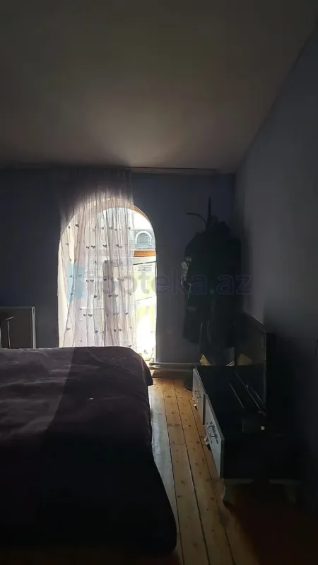 Satılır 2 otaqlı yeni tikili 75 m²