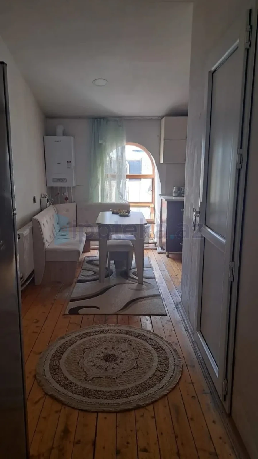 Satılır 2 otaqlı yeni tikili 75 m²