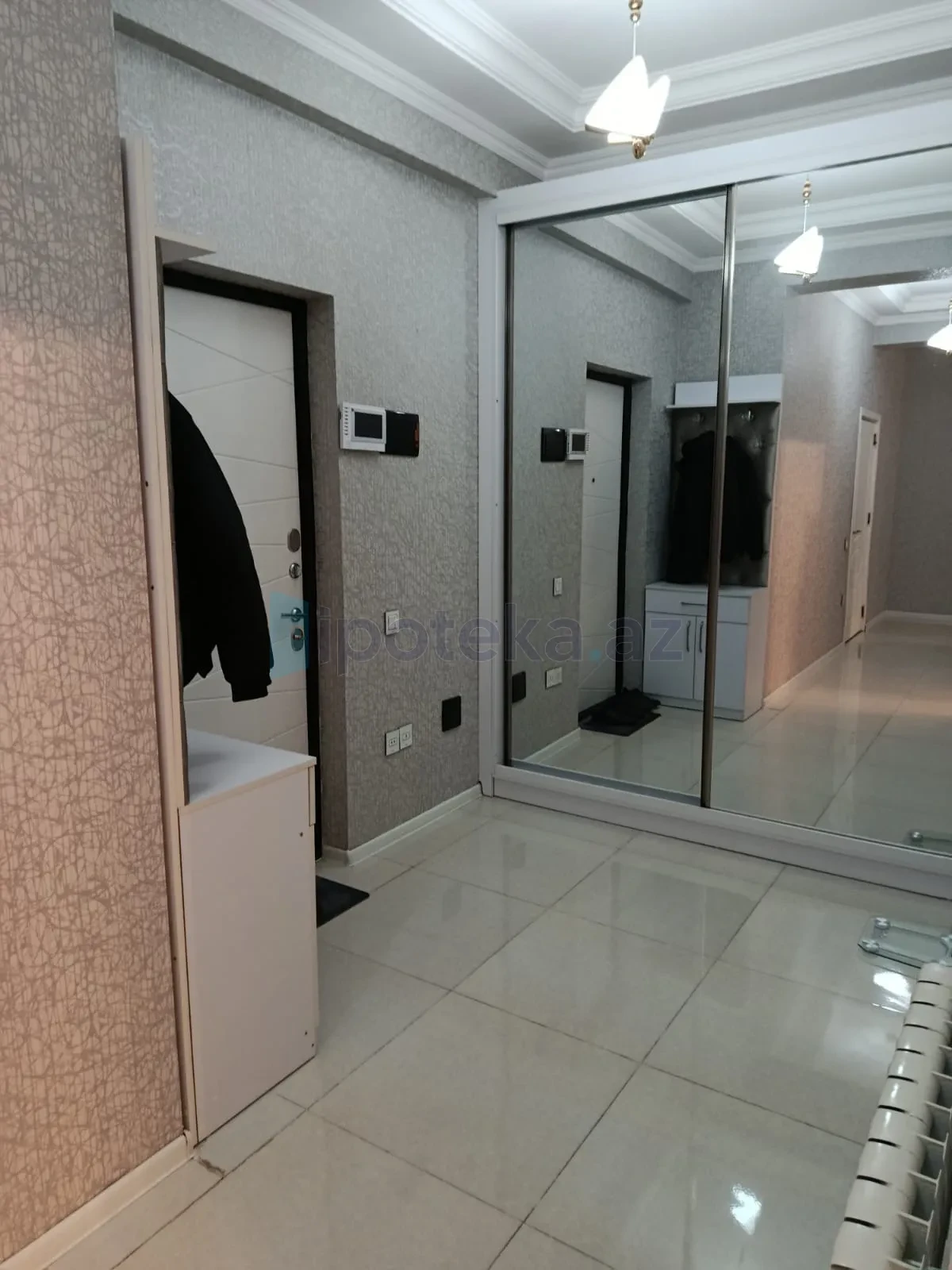 Satılır 2 otaqlı yeni tikili 70 m²