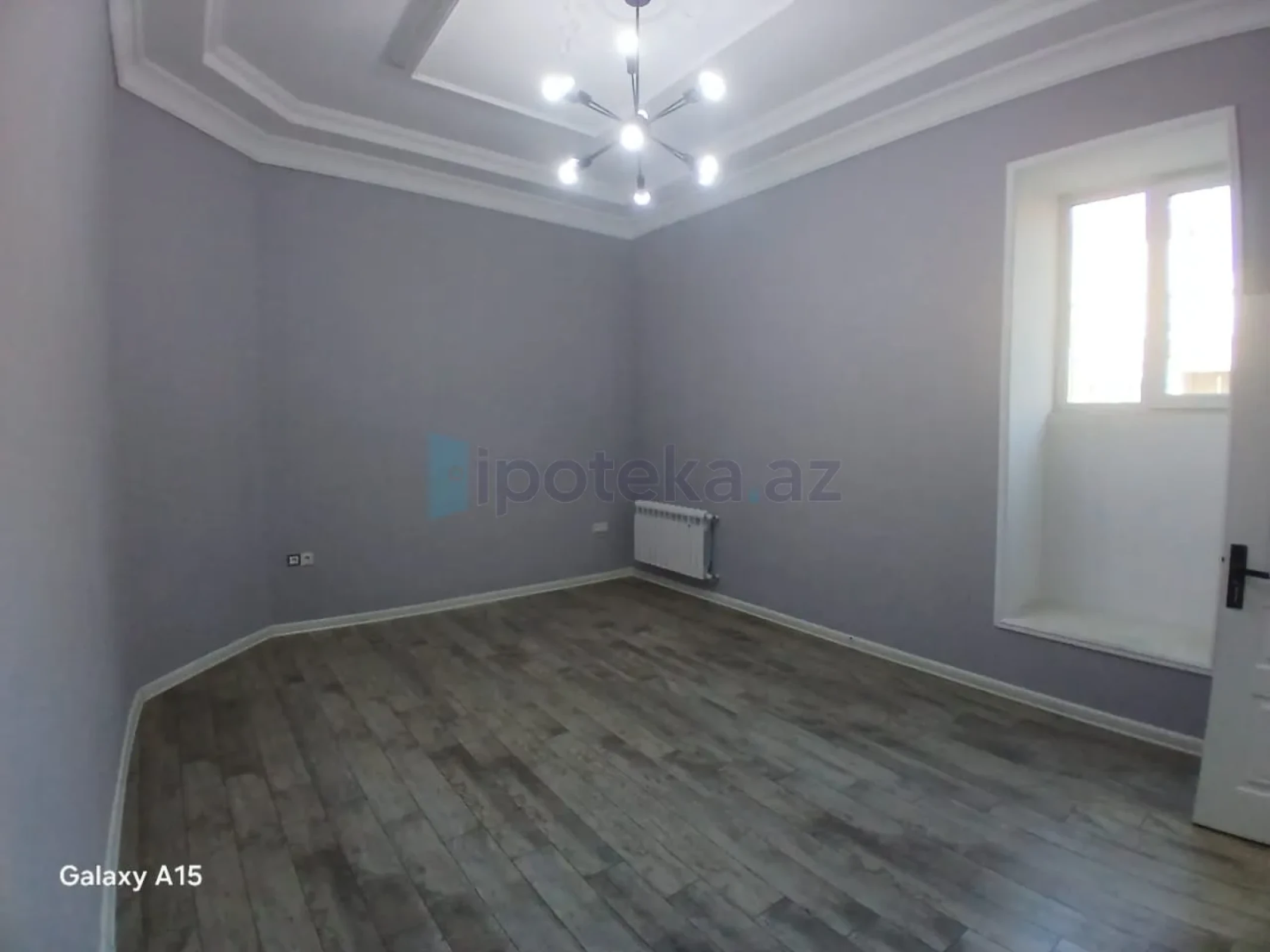 Satılır 4 otaqlı köhnə tikili 120 m²