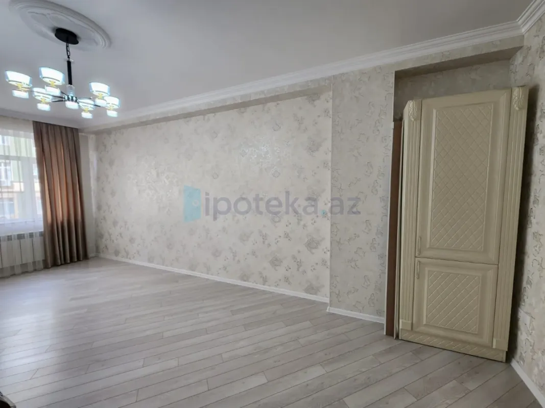 Satılır 3 otaqlı yeni tikili 90 m²