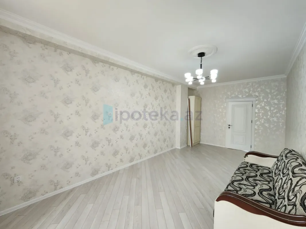 Satılır 3 otaqlı yeni tikili 90 m²