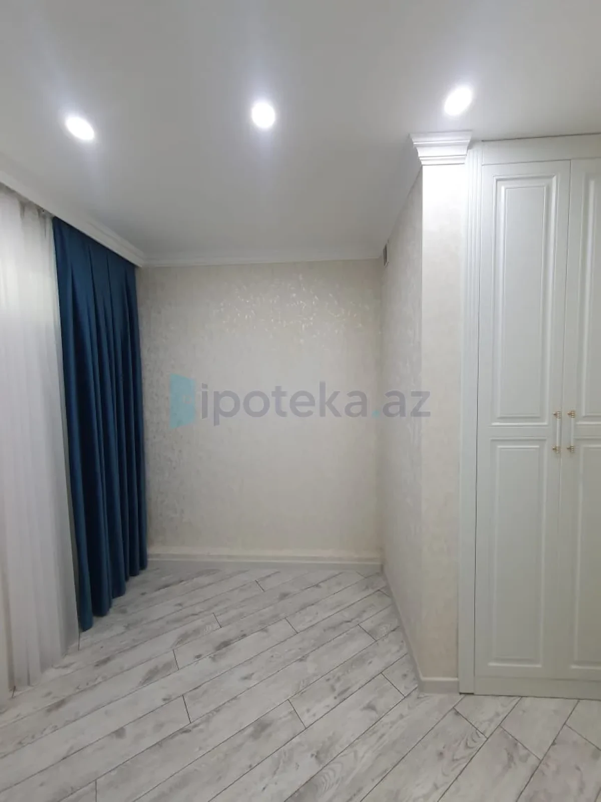Satılır 3 otaqlı köhnə tikili 65 m²