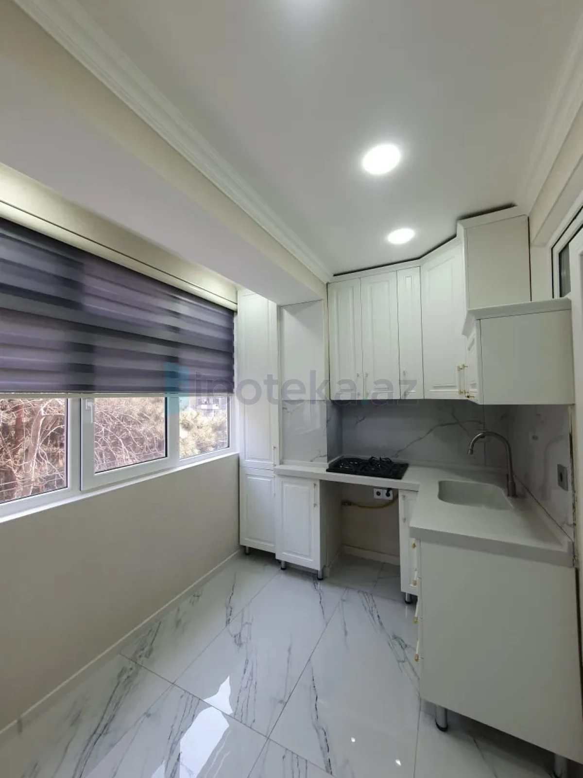 Satılır 3 otaqlı köhnə tikili 65 m²