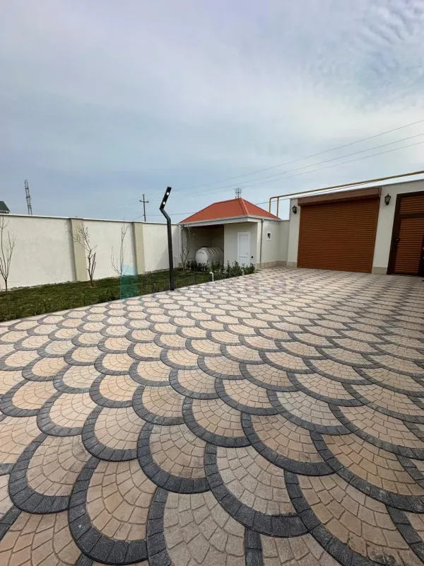 Satılır 4 otaqlı həyət evi 145 m²