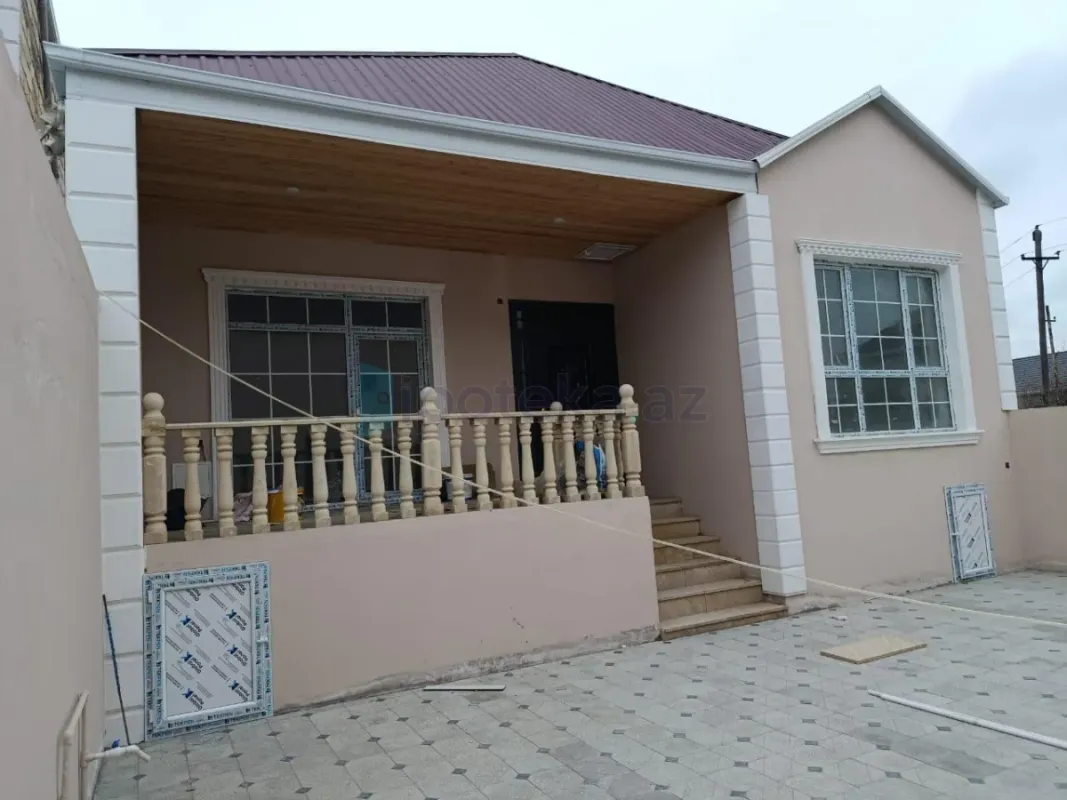 Satılır 3 otaqlı həyət evi 100 m²