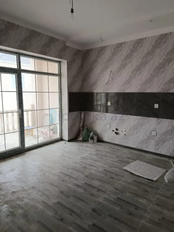 Satılır 3 otaqlı həyət evi 100 m²