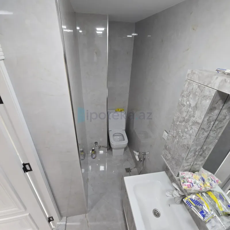Satılır 2 otaqlı köhnə tikili 33 m²