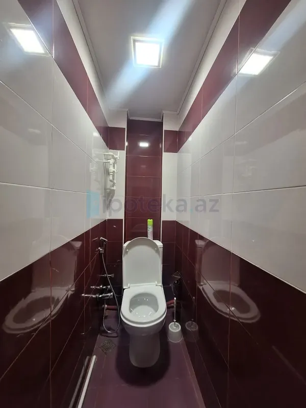 Satılır 4 otaqlı köhnə tikili 80 m²