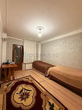 Satılır 3 otaqlı köhnə tikili 80 m²