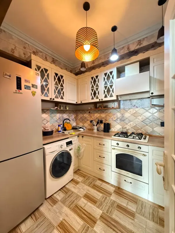 Satılır 2 otaqlı yeni tikili 64 m²