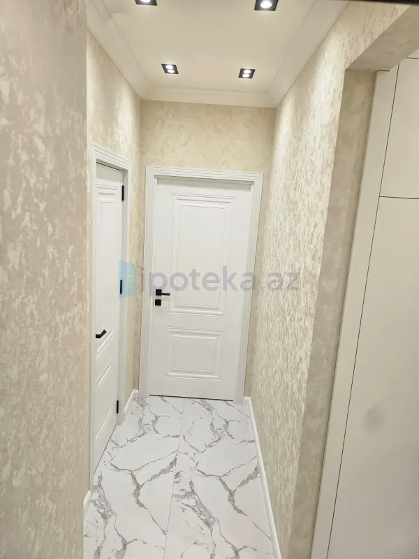 Satılır 2 otaqlı köhnə tikili 50 m²