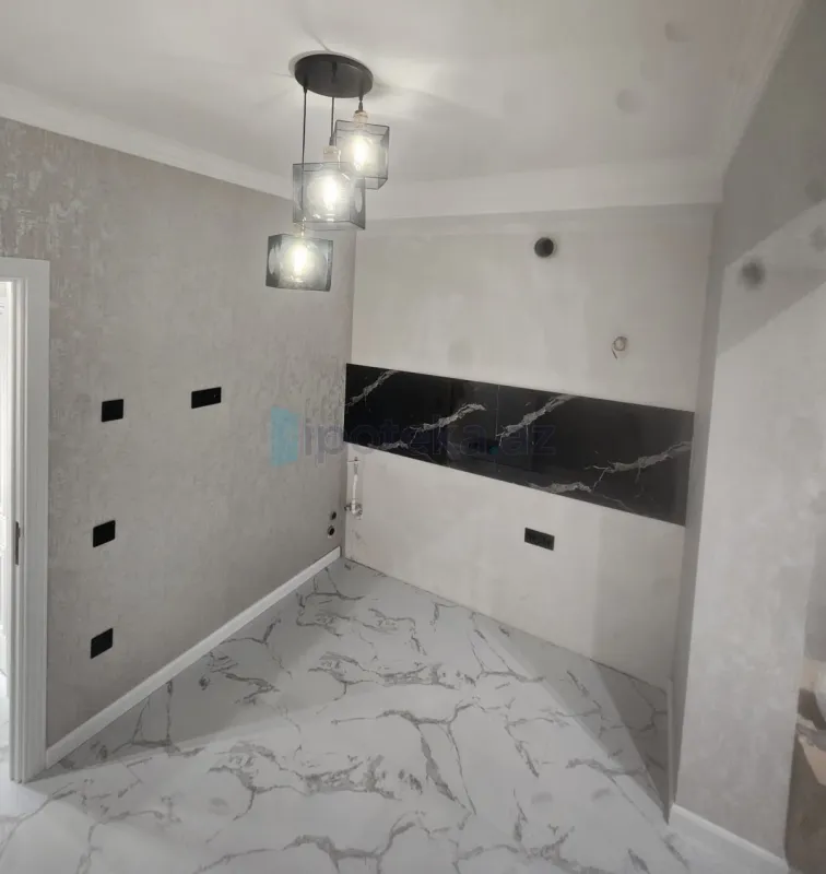 Satılır 2 otaqlı köhnə tikili 50 m²