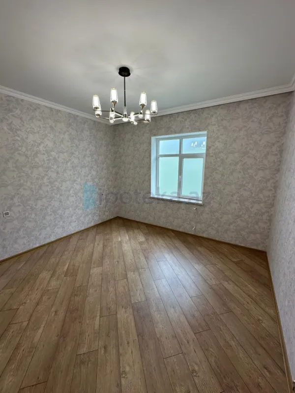 Satılır 4 otaqlı həyət evi 145 m²