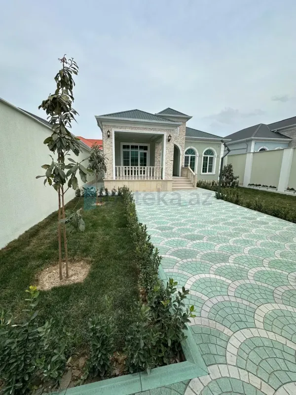 Satılır 4 otaqlı həyət evi 145 m²