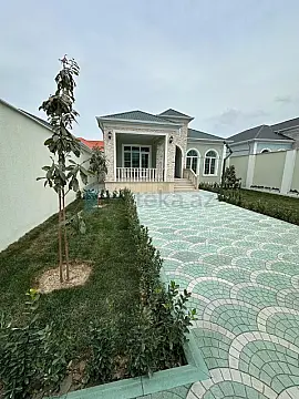 Satılır 4 otaqlı həyət evi 145 m²