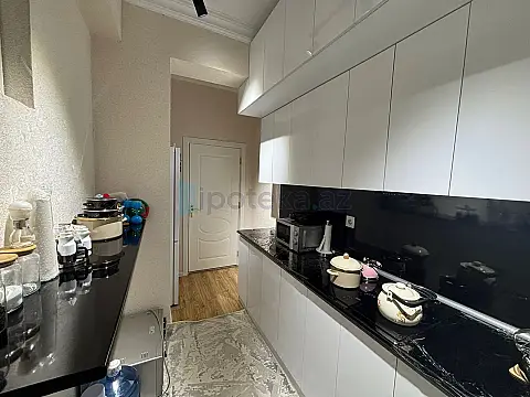Satılır 3 otaqlı yeni tikili 101 m²