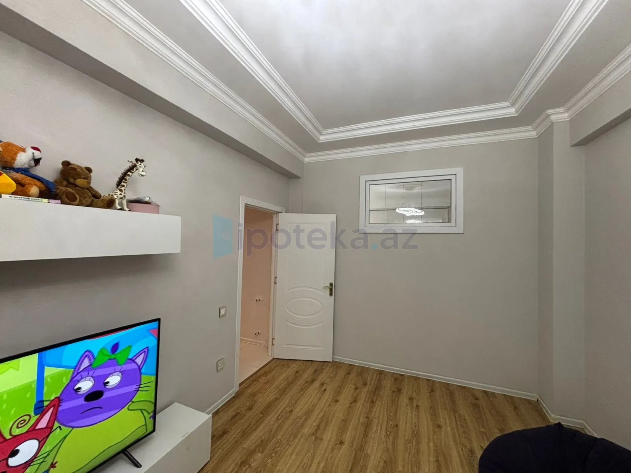 Satılır 3 otaqlı yeni tikili 101 m²