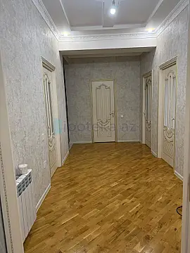 Satılır 3 otaqlı yeni tikili 114 m²