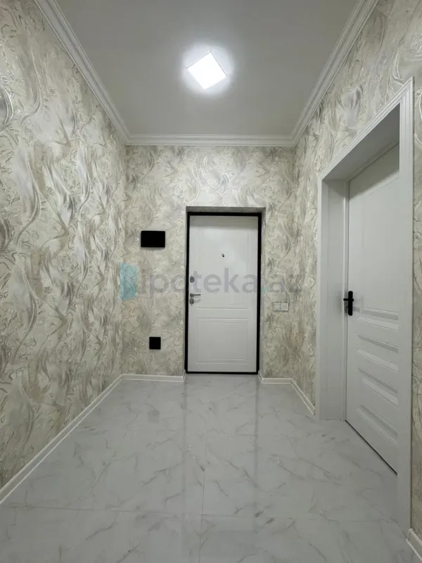 Satılır 2 otaqlı yeni tikili 64 m²