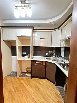 Satılır 3 otaqlı yeni tikili 82 m²