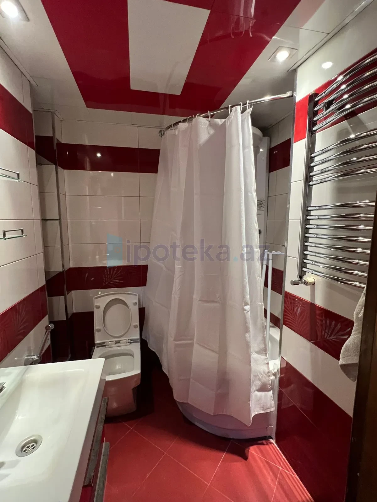 Satılır 3 otaqlı yeni tikili 82 m²