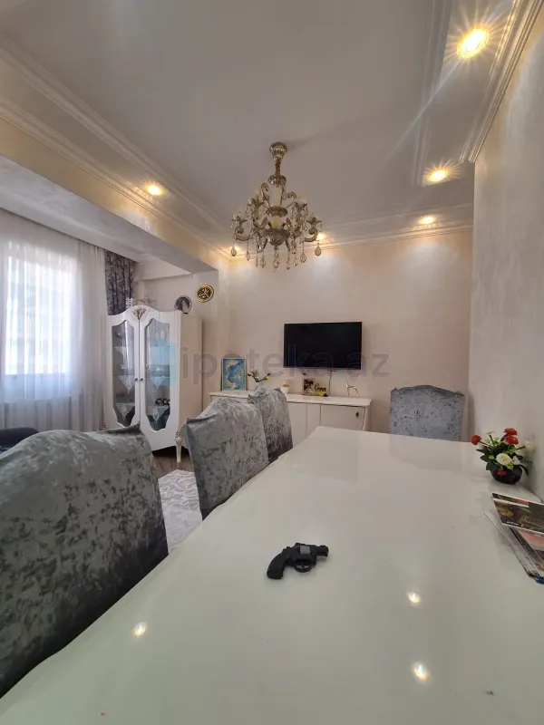 Satılır 3 otaqlı yeni tikili 85 m²