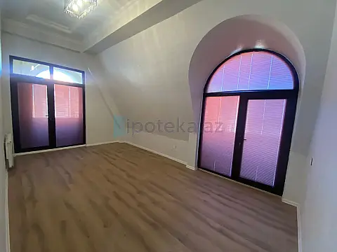 Satılır 3 otaqlı yeni tikili 120 m² — Bakı 3 otaq 120.00 m²