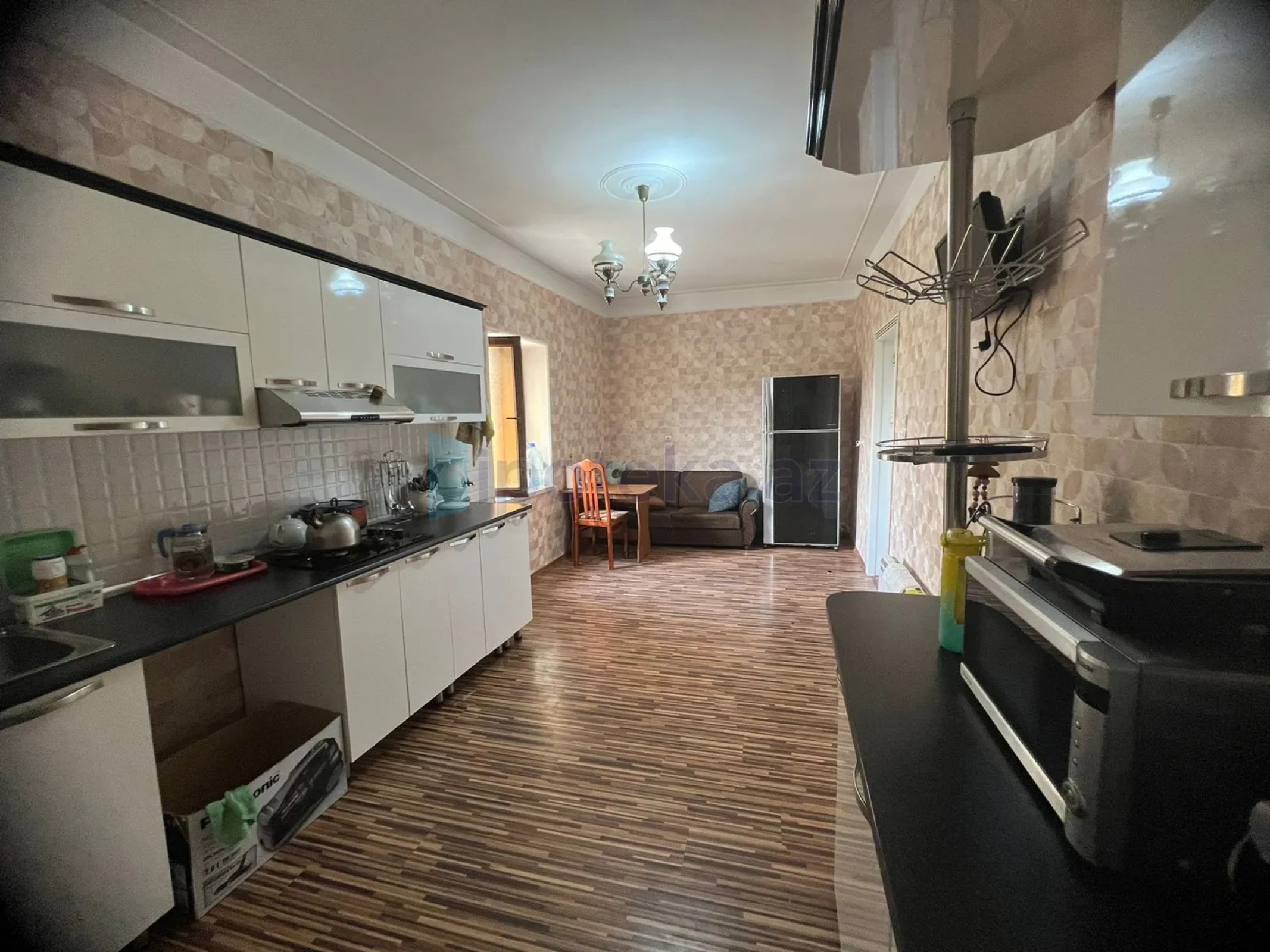 Satılır 5 otaqlı həyət evi 230 m²