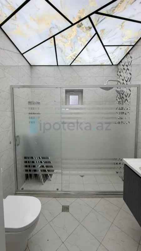 Satılır 3 otaqlı həyət evi 250 m²