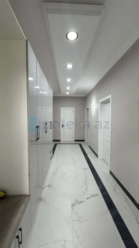 Satılır 3 otaqlı həyət evi 250 m²
