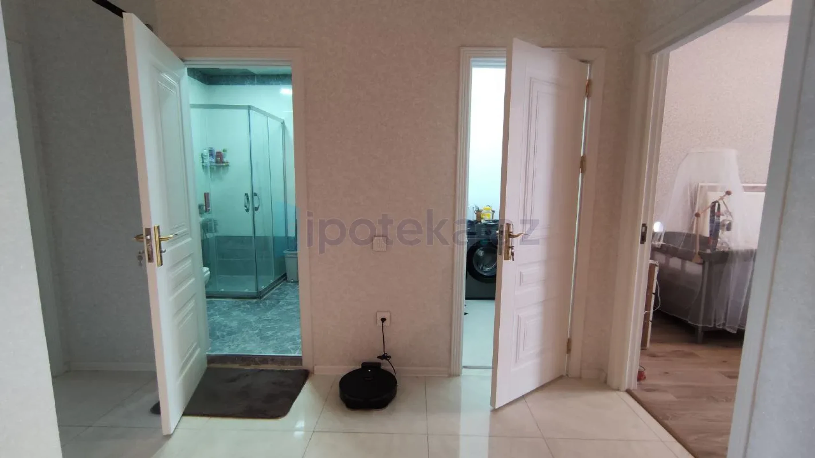 Satılır 3 otaqlı yeni tikili 127.8 m²