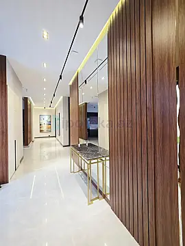 Satılır 5 otaqlı mənzil 260 m²
