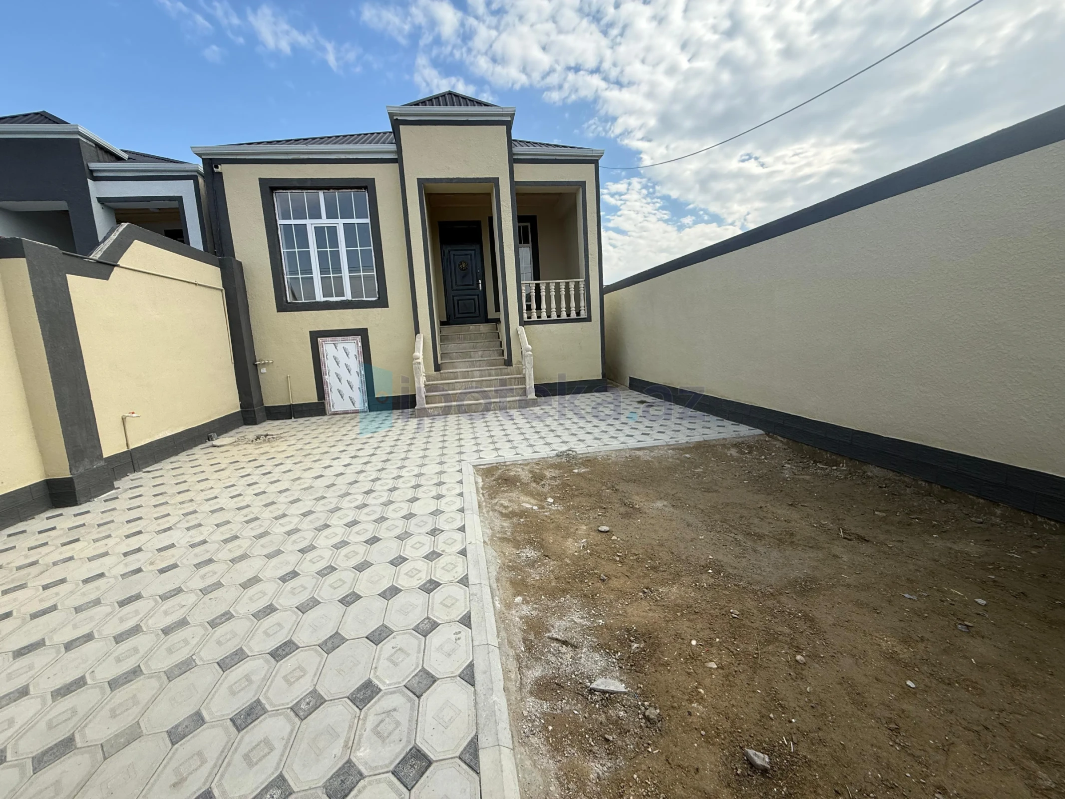 Satılır 3 otaqlı həyət evi 75 m²