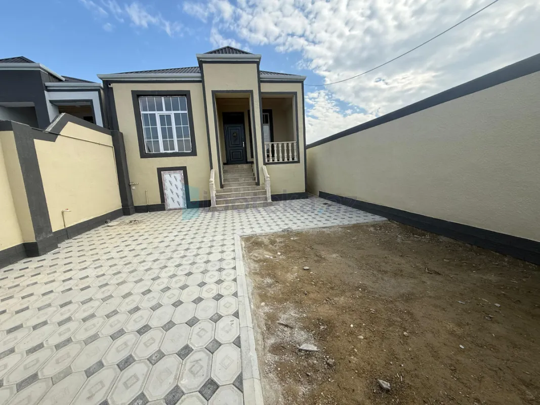 Satılır 3 otaqlı həyət evi 75 m²