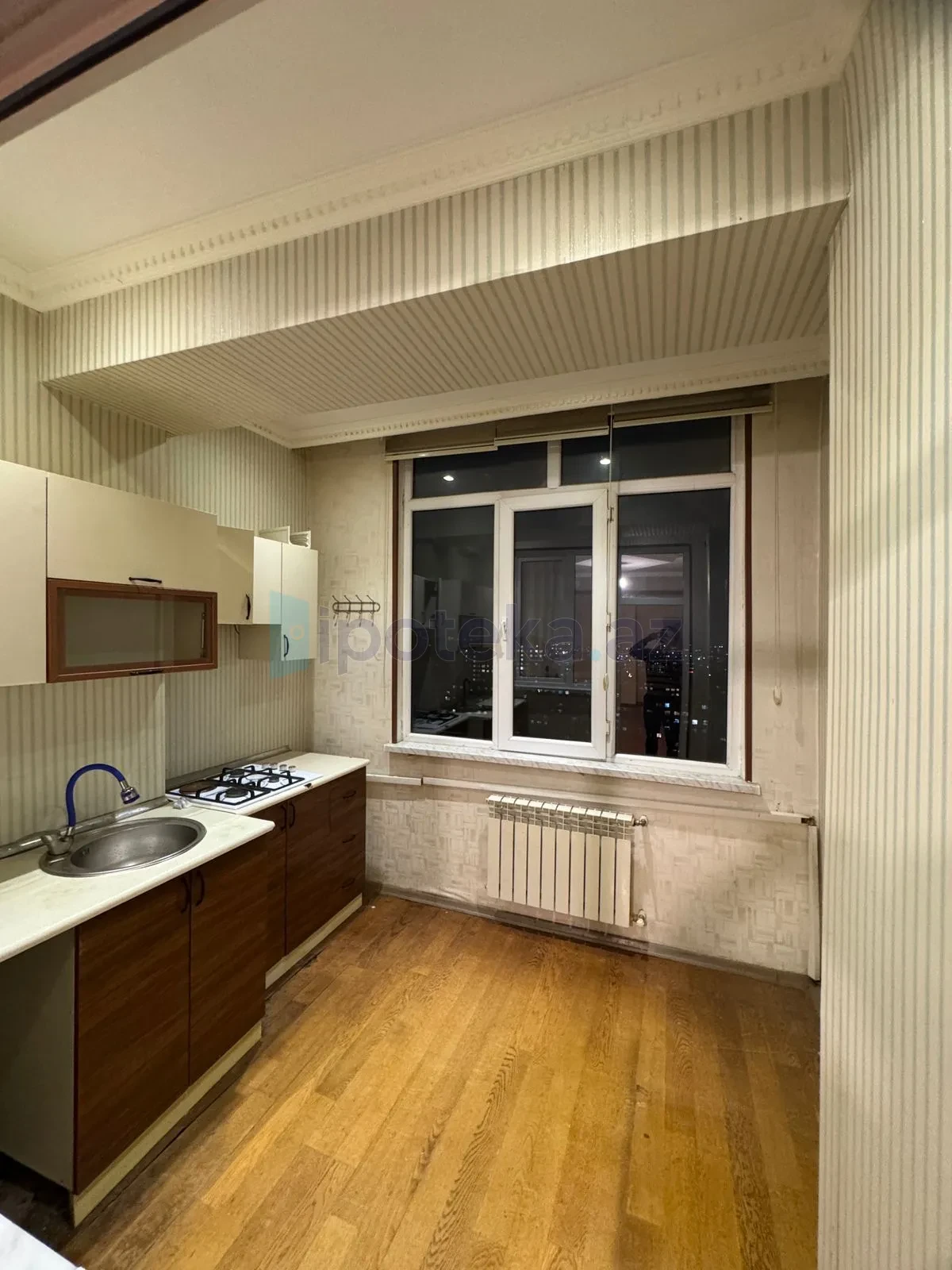 Satılır 3 otaqlı yeni tikili 80 m²