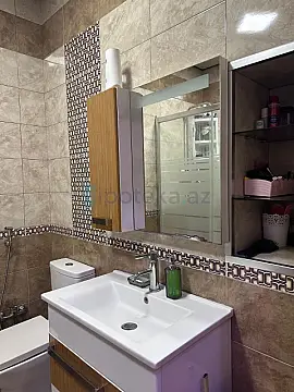 Satılır 3 otaqlı yeni tikili 80 m²