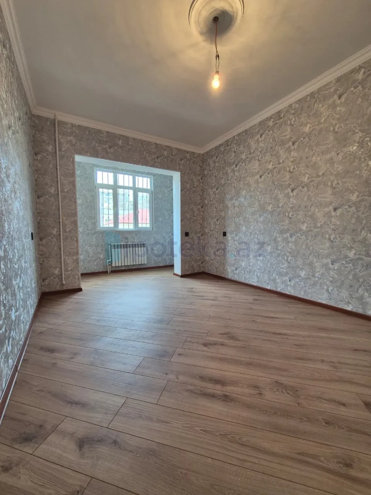 Satılır 3 otaqlı köhnə tikili 85 m²