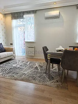 Satılır 4 otaqlı həyət evi 120 m²