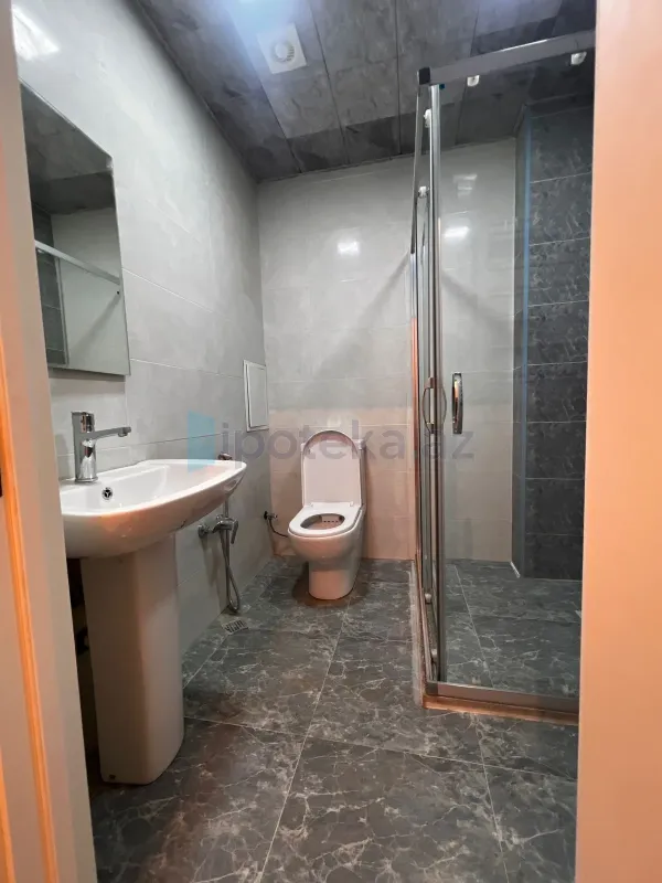 Satılır 2 otaqlı yeni tikili 70 m²